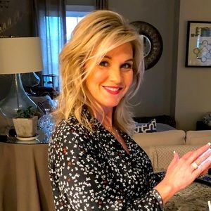 Meet your Posher, Robin